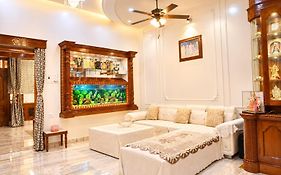 Kapoor Sahab Homestay : It'S A Home Away From Home.